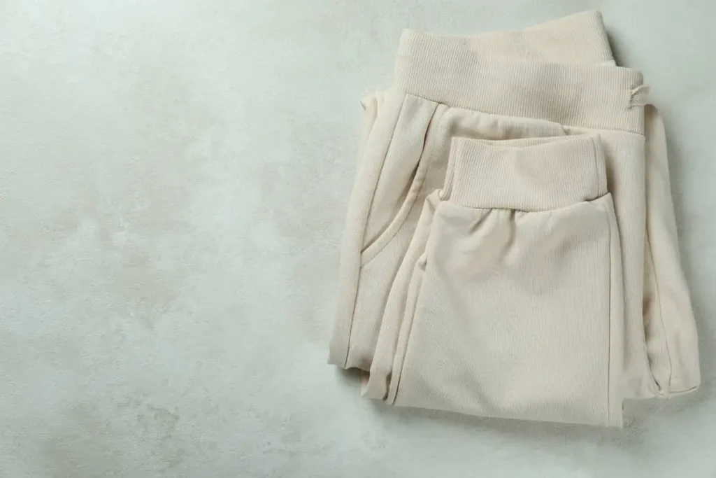 spodnie-dresowe-z-dzianiny